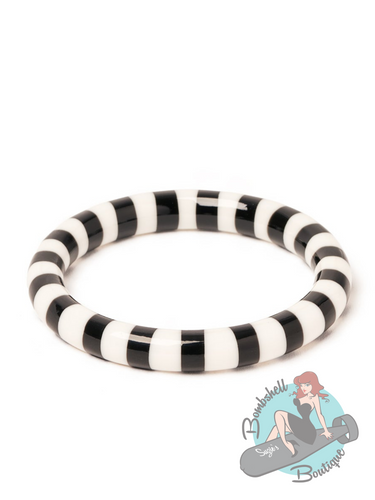 Striped bangle for a pinup or goth or rockabilly style