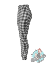 Pretty Retro 1950s Capri Pants