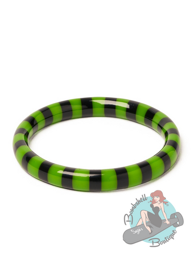 Striped bangle for a pinup or goth or rockabilly style