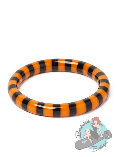 Striped bangle for a pinup or goth or rockabilly style