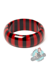 Striped bangle for a pinup or goth or rockabilly style