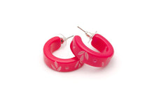 Splendette Carved Hoop Earrings Raspberry Splendette Canada pink carved tiki earrings retro vintage pinup 40s 50s jewellery Canadian Pin-Up Shop Suzie's Bombshell Boutique