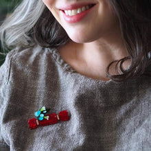 Erstwilder An Australian Christmas Bush Bon Bon Brooch